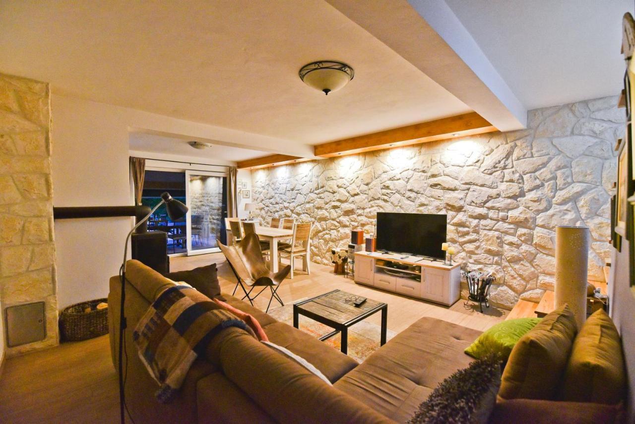 Holiday Home Taras Smilcic Exteriér fotografie