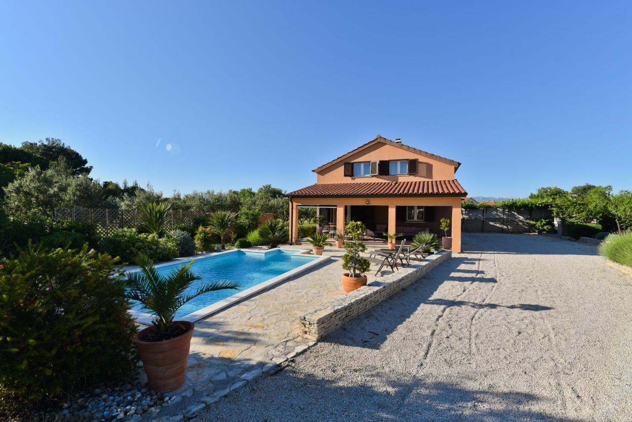 Holiday Home Taras Smilcic Exteriér fotografie