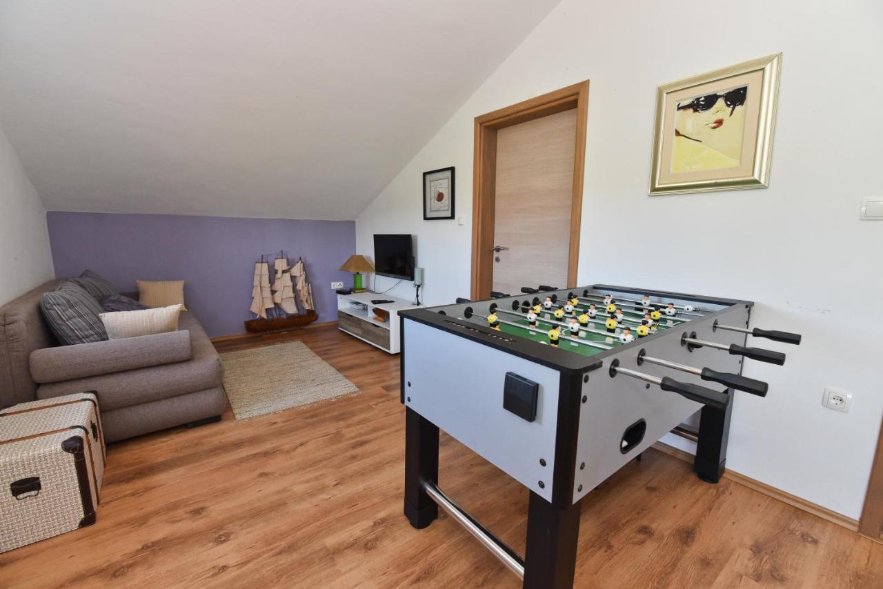 Holiday Home Taras Smilcic Exteriér fotografie